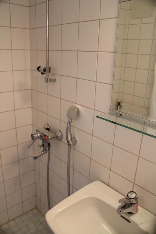 Hotel Ava Helsinki Oda fotoğraf
